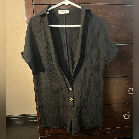 Jumpsuit Button-down Romper - Picture 1 of 3